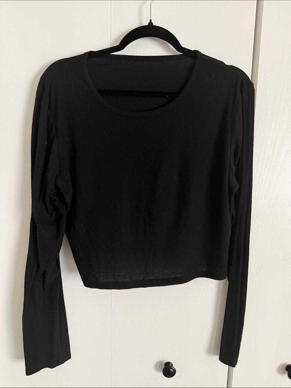 Black Long-Sleeve Crop Top Sz XL